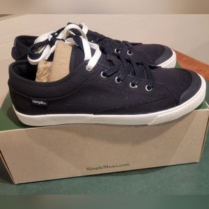 Simple wingman sneakers
